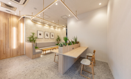 ビジネスラウンジ