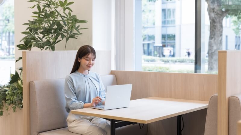 24時間365日利用可能なビジネスラウンジ